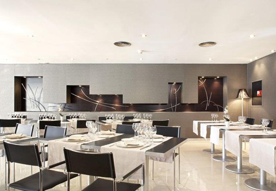 AC Hotel Badajoz Restaurante foto